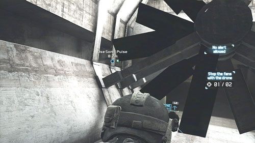 Przechodzimy przez pierwsze zatrzymane wiatraki i powtarzamy manewr z dronem wlatując tym razem do tunelu po lewej stronie - Misja 6 Firefly Rain (1) | Opis przejścia Ghost Recon - Future Soldier - Tom Clancys Ghost Recon: Future Soldier - poradnik do gry