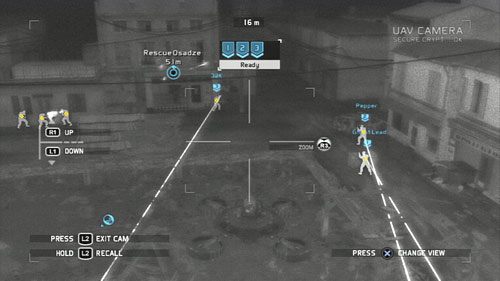 Następnie udajemy się w lewo na róg niewysokiego muru i chowamy się za samochodem - Misja 7 Ember Hunt (1) | Wyzwania w Ghost Recon - Future Soldier - Tom Clancys Ghost Recon: Future Soldier - poradnik do gry
