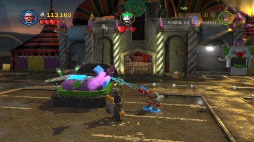 Ostatnim krokiem jest zniszczenie auta z przeciwnikami - Współudział | Opis przejścia LEGO Batman 2 DC Super Heroes - LEGO Batman 2: DC Super Heroes - poradnik do gry