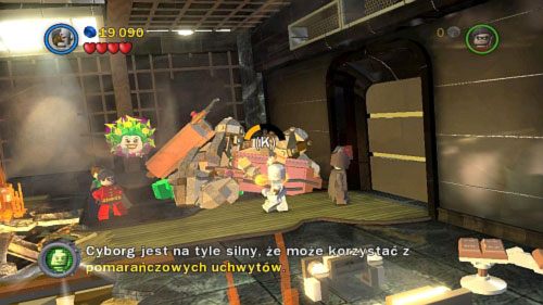 Przejdź na drugą stronę przepaści i wyciągnij Cyborgiem złotą rączkę (obrazek) - Nie wierzę w wieże | Opis przejścia LEGO Batman 2 DC Super Heroes - LEGO Batman 2: DC Super Heroes - poradnik do gry