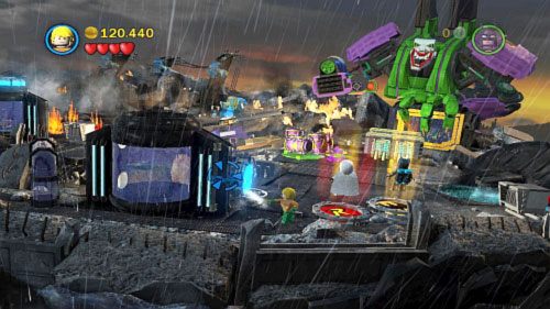 #08 - Na dachu podczas walki z robotem udaj się do lewego dolnego narożnika i napełnij zbiornik wodą - Nie wierzę w wieże | Minizestawy LEGO Batman 2 DC Super Heroes - LEGO Batman 2: DC Super Heroes - poradnik do gry