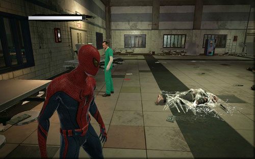 W kolejnym korytarzu zaatakuje cię grupka szaleńców - 02 - Escape Impossible - Opis przejścia - Niesamowity Spider-Man - poradnik do gry
