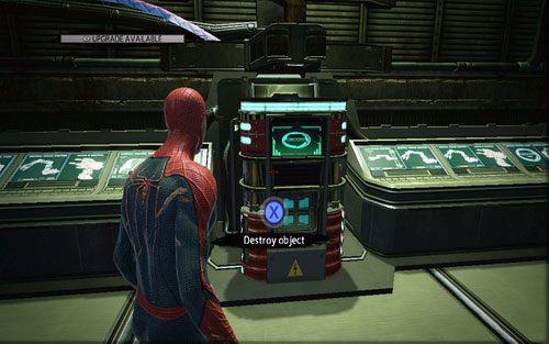 Gdy obie zostaną zniszczone, podążaj za niebieskim przewodem na koniec tunelu, unikając walki - 07 - Spidey to the Rescue - generatory - Opis przejścia - Niesamowity Spider-Man - poradnik do gry