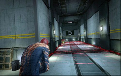 Dalsza droga prowadzi przez czerwone lasery oraz reagujące na nie wieżyczki wartownicze - 10 - Spider-Man No More! - reaktor - Opis przejścia - Niesamowity Spider-Man - poradnik do gry