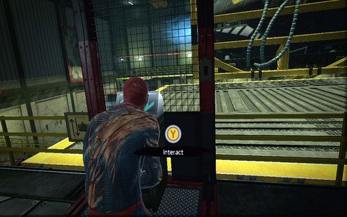 Skieruj się potem z powrotem do wyjścia, używając po drodze drugiego panelu (tym razem maszyna zjedzie w dół) - 10 - Spider-Man No More! - reaktor - Opis przejścia - Niesamowity Spider-Man - poradnik do gry