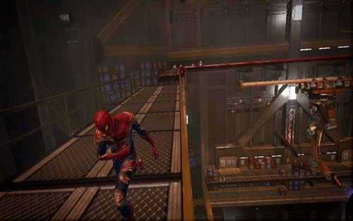 W pewnym momencie kamera zostanie obrócona, a obok ciebie spadnie potężne ramię robota - 10 - Spider-Man No More! - reaktor - Opis przejścia - Niesamowity Spider-Man - poradnik do gry