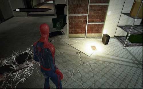 Siódmy magazyn znajduje się w tym samym pomieszczeniu co poprzedni - 02 - Escape Impossible - Znajdźki - Niesamowity Spider-Man - poradnik do gry