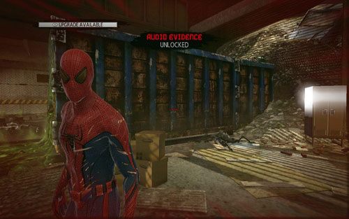 Za niebieską skrzynią z lewej strony ukryto drugie nagranie - 04 - The Thrill of the Hunt - Znajdźki - Niesamowity Spider-Man - poradnik do gry