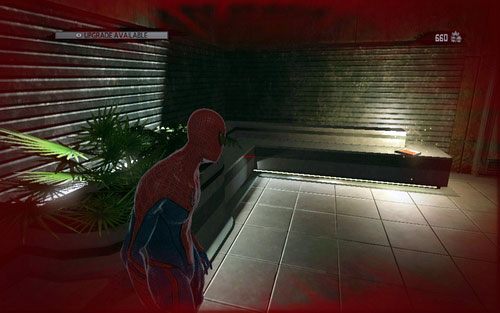 Znajdziesz go w lewym rogu pierwszego pomieszczenia ze szklaną podłogą - 06 - Smythe Strikes Back - Nagrania, Magazyny, Instrukcje - Znajdźki - Niesamowity Spider-Man - poradnik do gry