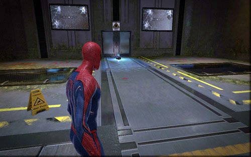 Leży przy ścianie z lewej - 06 - Smythe Strikes Back - Części technologii, Zdjęcia - Znajdźki - Niesamowity Spider-Man - poradnik do gry