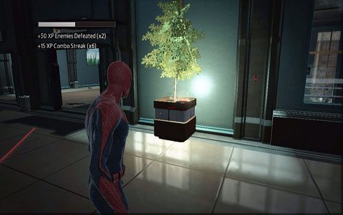 Po pokonaniu pierwszej grupy przeciwników i otwarciu drzwi, wskocz na wyższe piętro - 07 - Spidey to the Rescue - Nagrania, Magazyny, Instrukcje - Znajdźki - Niesamowity Spider-Man - poradnik do gry
