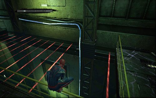 Obok poprzedniej skrzynki powinieneś zobaczyć kilka czerwonych laserów - 07 - Spidey to the Rescue - Części technologii, Zdjęcia - Znajdźki - Niesamowity Spider-Man - poradnik do gry