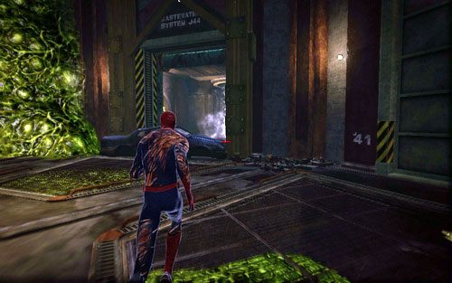 Gdy dotrzesz do pomieszczeni z dużym zbiornikiem po środku, idź korytarzem w prawo - 3 - Water Treatment Facility - Misje dodatkowe - Niesamowity Spider-Man - poradnik do gry