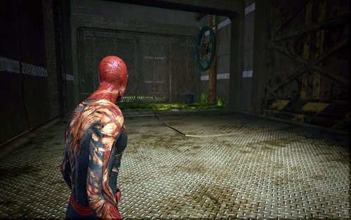 Znajdziesz tam zawór, który musisz przekręcić - 3 - Water Treatment Facility - Misje dodatkowe - Niesamowity Spider-Man - poradnik do gry