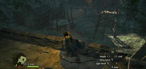 Kiedy oczyścimy sobie drogę, musimy zejść na dół i dostać się do ruin po lewej - Station Room (w połowie dziedzińca) - A Fortress Besieged | Akt 2 (ZG) w Dragons Dogma - Dragons Dogma - poradnik do gry