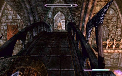 Za nią znajdziesz umieszczone obok siebie kratę oraz drzwi - Chasing Echoes | Ścieżka Dawnguarda | The Elder Scrolls V Skyrim Dawnguard - The Elder Scrolls V: Skyrim - Dawnguard - poradnik do gry