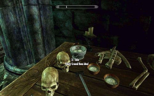 Finely Ground Bone Meal leży w srebrnej misce pod czaszką mamuta - Chasing Echoes | Ścieżka Dawnguarda | The Elder Scrolls V Skyrim Dawnguard - The Elder Scrolls V: Skyrim - Dawnguard - poradnik do gry