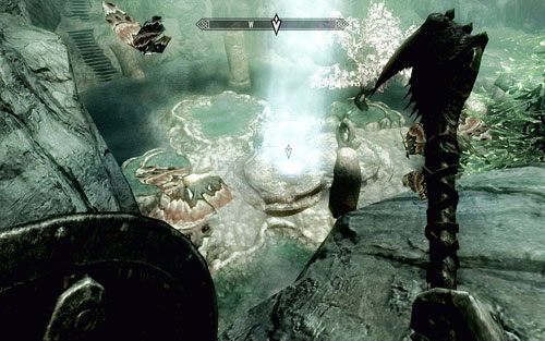 Gdy tak się stanie, wróć na dół i stań w znajdującym się tam słupie światła - Scroll Scouting | Ścieżka Dawnguarda | The Elder Scrolls V Skyrim Dawnguard - The Elder Scrolls V: Skyrim - Dawnguard - poradnik do gry