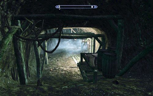 W środku idź cały czas przed siebie, zabijając wszystkich napotkanych przeciwników - Dawnguard | Zadania poboczne frakcji | The Elder Scrolls V Skyrim Dawnguard - The Elder Scrolls V: Skyrim - Dawnguard - poradnik do gry
