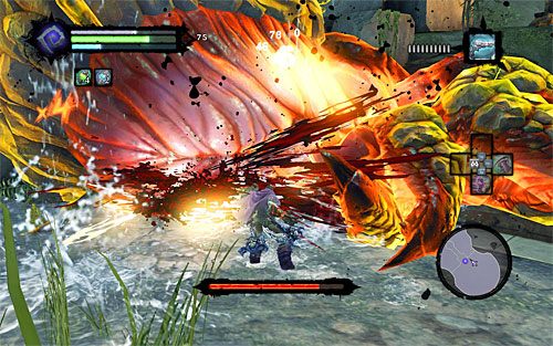 Poprawne trafienie powinno doprowadzić do powalenia bossa, tak więc szybko do niego podbiegnij i zacznij stosować najlepsze ataki - Boss 4 - Karkinos | Górskie Łzy | Darksiders 2 - Darksiders 2 - poradnik do gry