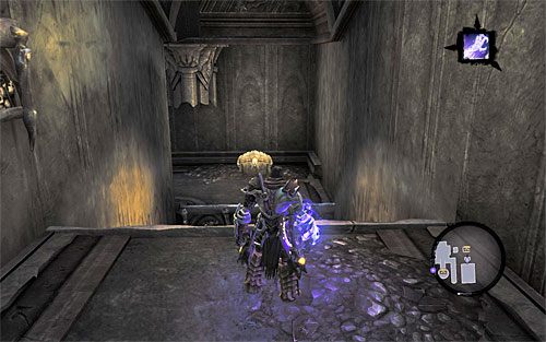 Zbadaj nowe pomieszczenie, odnajdując zwój Szafarza (musisz jedynie podejść do znaków wymalowanych na posadzce) oraz stronicę Księgi Umarłych (poboczne zadanie [Księga Umarłych]) - Znajdź Samaela - zachodnia część Czarnej Skały | Władca Czarnej Skały - Darksiders 2 - poradnik do gry