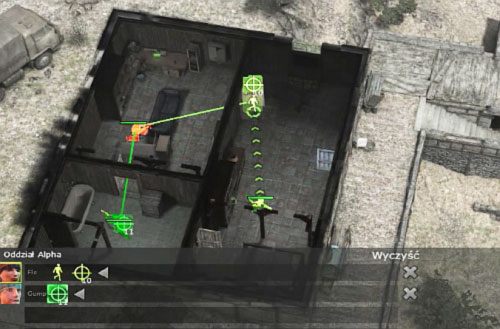 Jak zawsze staraj się zachodzić przeciwników od tyłu i atakować ich z dwóch stron naraz, jeżeli jest to możliwe - Coastal settelment [3] - Kampania - droga na południe - Jagged Alliance: Crossfire - poradnik do gry