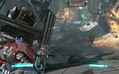 Wróć do miejsca startu i skieruj się w lewo - Rozdział 2 - Defend the Ark | Opis przejścia | Transformers Upadek Cybertronu - Transformers: Upadek Cybertronu - poradnik do gry