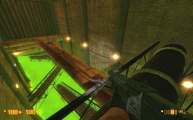 Wskocz na rurę i biegnij przed siebie, uważając by nie wykąpać się w radioaktywnej cieczy - Blast Pit - Wielkie grillowanie | Blast Pit | Black Mesa - Black Mesa - poradnik do gry