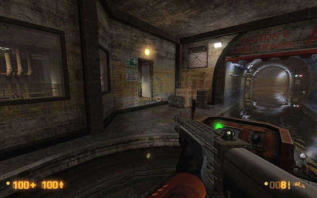 Po wjechaniu na okrągłą platformę, poczekaj cierpliwie, aż winda zabierze Cię na dół - On a Rail - Po torach | On a Rail | Black Mesa - Black Mesa - poradnik do gry