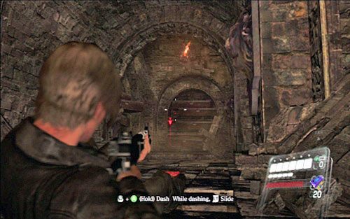 Podczas czołgania możesz zostać zaatakowany przez małą grupę zombie - 3 - Katakumby | Kampania Leona | Solucja Resident Evil 6 - Resident Evil 6 - poradnik do gry