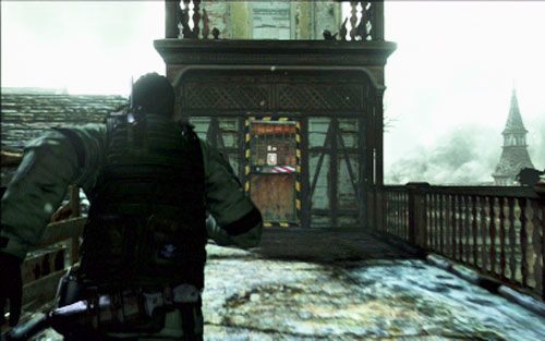 Jak teren będzie czysty, oczyść leżące na górze skrzynie i przejdź przez wskazane drzwi - 2 - Szturm przez miasto | Kampania Chrisa | Solucja Resident Evil 6 - Resident Evil 6 - poradnik do gry
