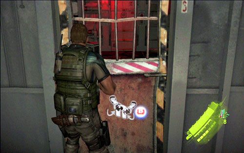 Za pierwszymi drzwiami znajdują się schody - 4 - Ładownia | Kampania Chrisa | Solucja Resident Evil 6 - Resident Evil 6 - poradnik do gry