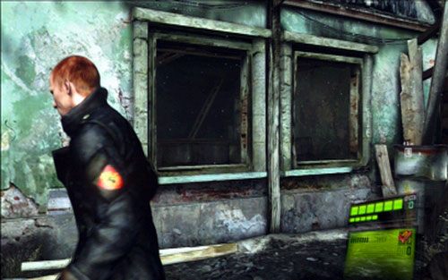 Gdy wreszcie zobaczysz małą grupkę, pozbądź się jej szybko i przejdź przez budynek z lewej - 1 - Ucieczka przez ruiny | Kampania Jakea | Solucja Resident Evil 6 - Resident Evil 6 - poradnik do gry