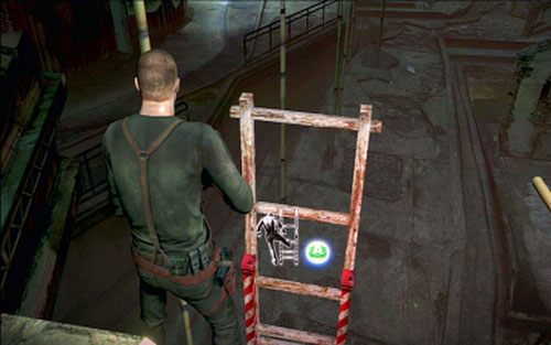 Kawałek dalej jest kolejna drabina, którą musisz opuścić dla swojej towarzyszki - 4 - Walka z helikopterem | Kampania Jakea | Solucja Resident Evil 6 - Resident Evil 6 - poradnik do gry