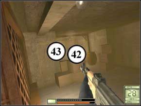 Na dobry początek czeka cię dość długa walka z dużą ilością przeciwników, ukrytych w następnym pokoju - Vergara | Soldier of Fortune 2 Double Helix - Soldier of Fortune 2: Double Helix - poradnik do gry