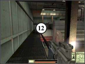 Wychyl się i zacznij strzelać ze swoich Uzi - za kolumnami będzie się czaiło czterech przeciwników, posuń się dalej dopiero wtedy, gdy będą martwi (13) (14) (15) (16) - Seaward | Soldier of Fortune 2 Double Helix - Soldier of Fortune 2: Double Helix - poradnik do gry