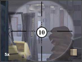 Idź w lewo, zza kontenera wyjdzie strażnik (10), zabij go i biegnij w dół ulicy - tam po lewej spotkasz barykadę z ognia i samochodów, a także dwóch strażników (11) (12) - Hongkong | Soldier of Fortune 2 Double Helix - Soldier of Fortune 2: Double Helix - poradnik do gry