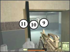 Spróbuj przeskoczyć przez rozbite okno, a potem natychmiast się wróć - z tyłu pojawi się dwóch terrorystów (12) (13), a w wielkim oknie (tam, gdzie wcześniej stało trzech) - jeden nowy (14) - New York | Soldier of Fortune 2 Double Helix - Soldier of Fortune 2: Double Helix - poradnik do gry