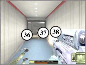 Z tyłu (z lewej) pojawi się dwóch nowych przeciwników (39) (40), po ich zabiciu idź do końca korytarza - tam jest jedna zakładniczka i dużo terrorystów - Switzerland | Soldier of Fortune 2 Double Helix - Soldier of Fortune 2: Double Helix - poradnik do gry