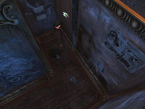 Dalej zakręć razem z korytarzem w lewo i wejdź w ślepy zaułek (zaraz na początku), gdzie popchnij znajdującą się tu ruchomą ściankę (po prawej) - Dostań się na drugą stronę galerii | Finał w opuszczonym lunaparku - Testament Sherlocka Holmesa - poradnik do gry