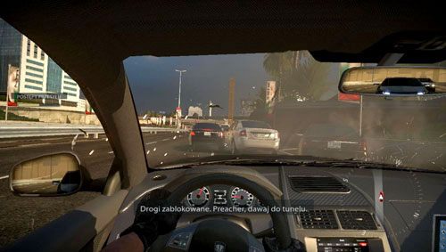 Kolejne chwile to prosta autostrada, sporo cywilnych samochód, a także kilka samochodów ludzi Hassana, które będą próbowały cię zatrzymać (obrazek powyżej) - 10 - W Dubaju jak w raju - Kampania - Medal of Honor: Warfighter - poradnik do gry