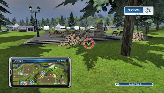 Podkowa leży oparta o stos drzewna na opał na zachodzie kempingu - Obszar F - podkowy 62 - 73 | Podkowy w Farming Simulator 2013 - Farming Simulator 2013 - poradnik do gry