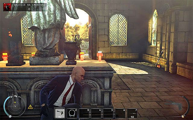 Niezależnie od tego czy użyłeś snajperki czy też nie odwróć się i wejdź do krypty - Wejście na cmentarz | 20 - Rozgrzeszenie | Solucja Hitman Rozgrzeszenie - Hitman Absolution - poradnik do gry
