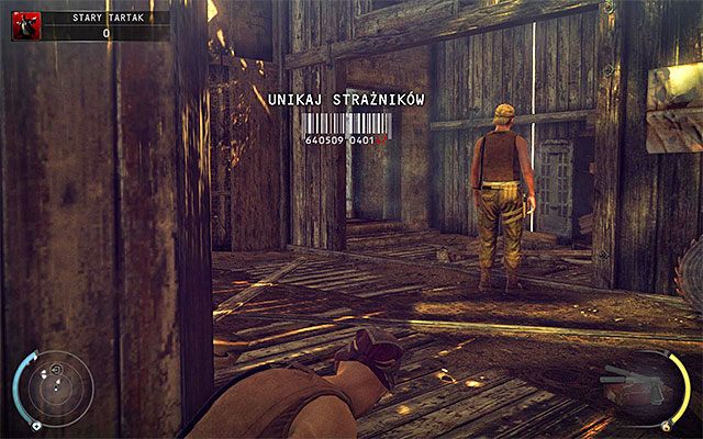 Skorzystaj ze schodów i ostrożnie zbliż się do głównego pomieszczenia tartaku - Stary tartak | 11 - Dexter Industries | Solucja Hitman Rozgrzeszenie - Hitman Absolution - poradnik do gry