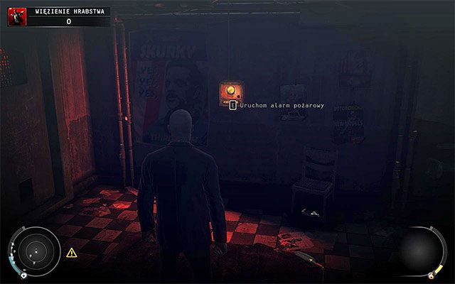 Przystąp do wciskania wyświetlonego na ekranie klawisza/przycisku żeby się oswobodzić - Więzienie hrabstwa | 16 - Operacja Młot Bojowy | Solucja Hitman Rozgrzeszenie - Hitman Absolution - poradnik do gry