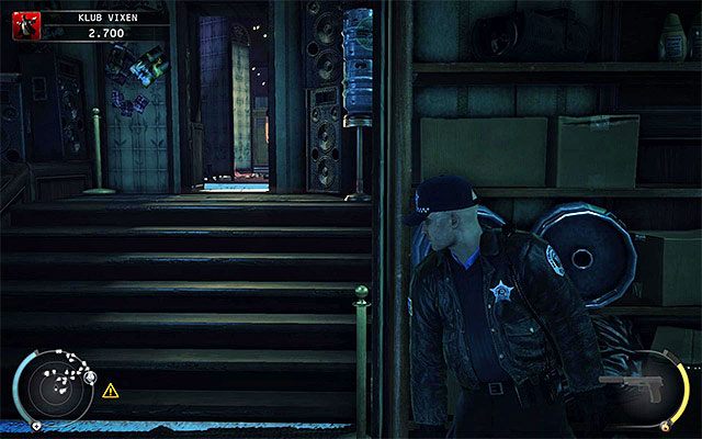Po odblokowaniu drzwi skręć w prawo, docierając do korytarza patrolowanego przez pojedynczego bramkarza - Wydostanie się z klubu (Klub Vixen) | 5 - Myśliwy i ofiara - Hitman Absolution - poradnik do gry