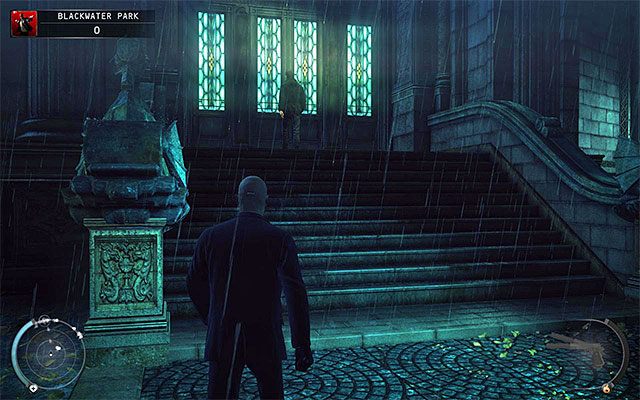 Misję rozpoczynasz stojąc na podjeździe przed budynkiem mieszkalnym - Eksploracja okolic budynku mieszkalnego (Blackwater Park) | 18 - Blackwater Park - Hitman Absolution - poradnik do gry