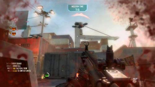 Wrogowie mogą przybiegać do ciebie z lewej lub prawej, ale im będziesz bardziej cicho, tym mniej ich będzie - 01 - Shipwreck | Strike Force - Opis przejścia | Call of Duty Black Ops II - Call of Duty: Black Ops II - poradnik do gry