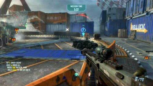 Pierwszy CLAW będzie najprawdopodobniej stał przy twoim głównym celu, na samym środku mapy (obrazek powyżej) - 01 - Shipwreck | Strike Force - Wyzwania | Call of Duty Black Ops II - Call of Duty: Black Ops II - poradnik do gry