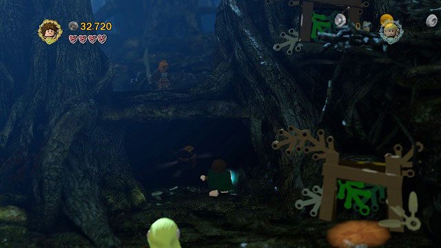 Tuż przed pierwszym ciasnym tunelem możemy znaleźć zaciemniony obszar - Tropem Hobbitów | Znajdźki | LEGO The Lord of the Rings - LEGO The Lord of the Rings: Władca Pierścieni - poradnik do gry